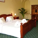 Morris Hotel 4*