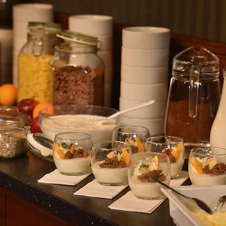 Morris Česká Lípa