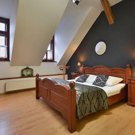 Hotel Morris