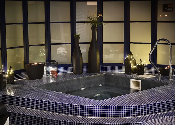 Morris Hotel 4*