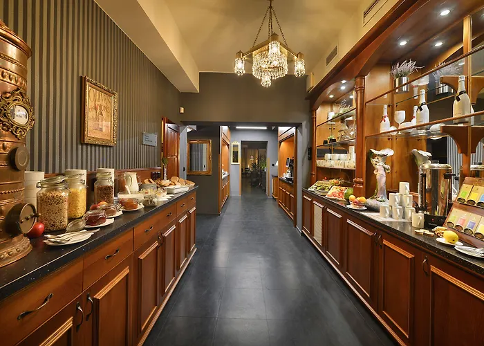 Morris Hotel 4*